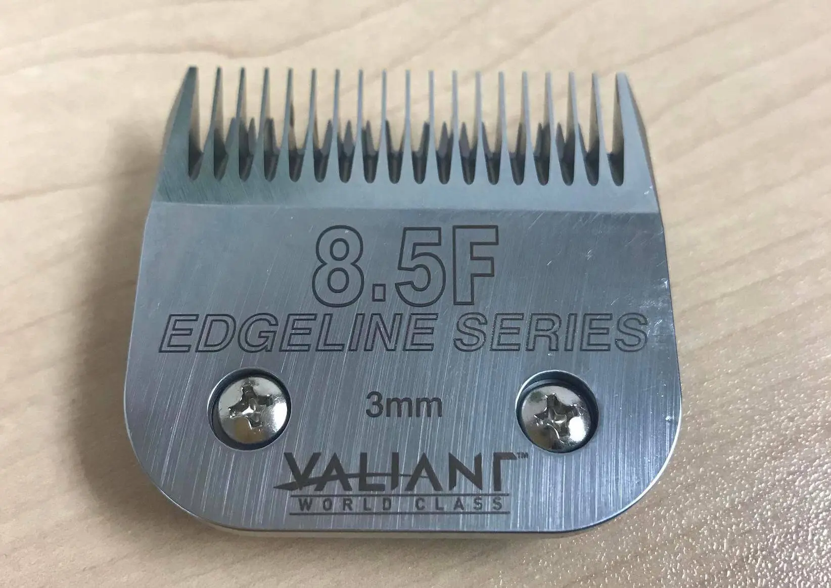 Valiant Edge Line No. 8.5F